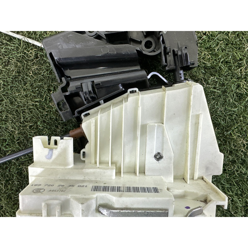 Замок двери (кузов и элементы) Mercedes-Benz GL X164 2011 3.0 A1647202035