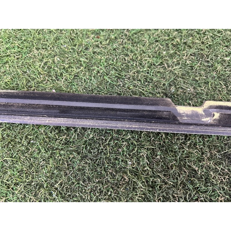 Молдинг скла (кузов і елементи) Mercedes-Benz GL X164 2011 3.0 A1646906980