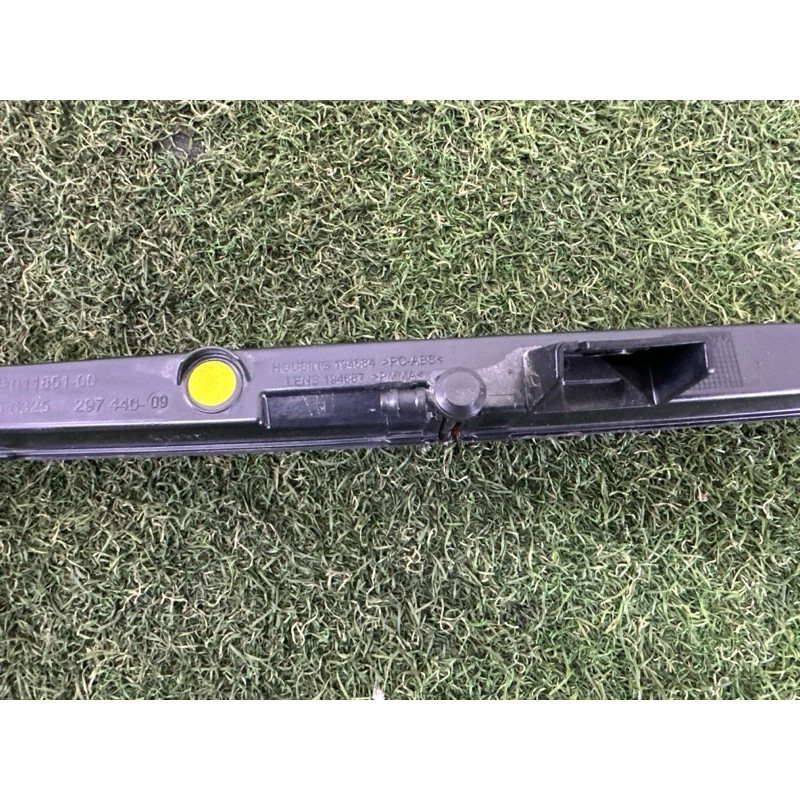 Повторитель стоп сигнала (оптика) BMW X1 F48 2016 2.0 63257297446