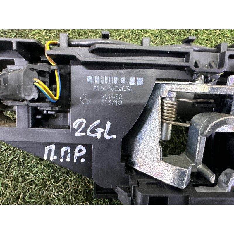 Ручка двері зовнішня (кузов і елементи) Mercedes-Benz GL X164 2011 3.0 A1647600470649999