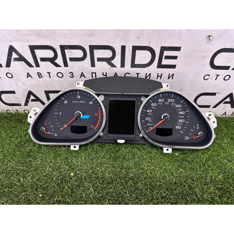 Панель приборов (салон) AUDI Q7 4L 2015 3.0 CNRB 4L0920985Q