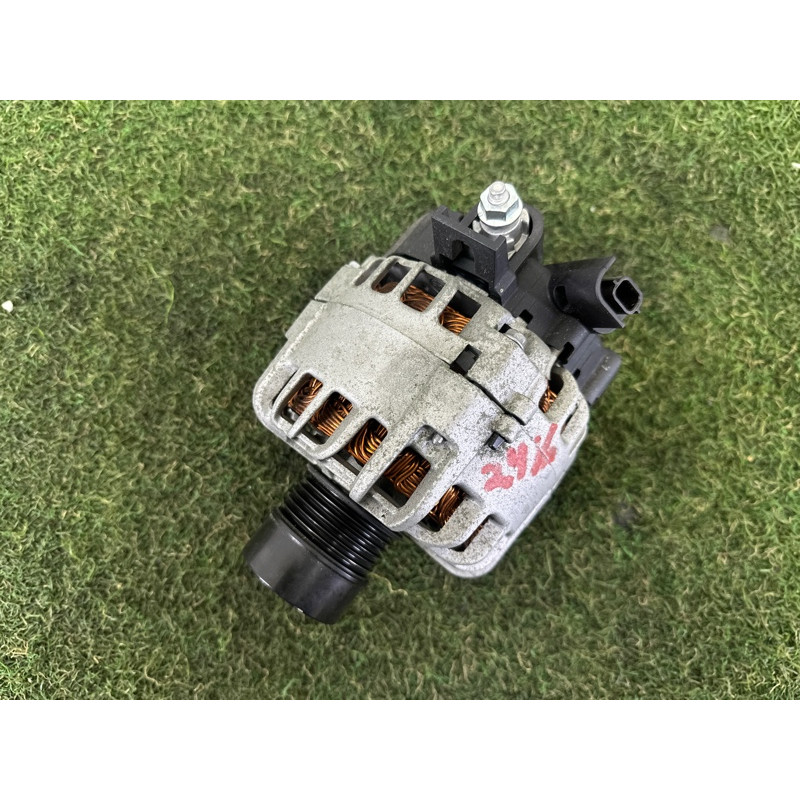 Генератор (электрика) Nissan Rogue T33 2022 1.5 KR15DDT 231006RC0A