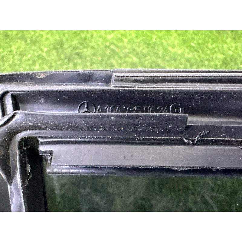 Форточка двери (кузов и элементы) Mercedes-Benz GL X164 2011 3.0 A1647301455