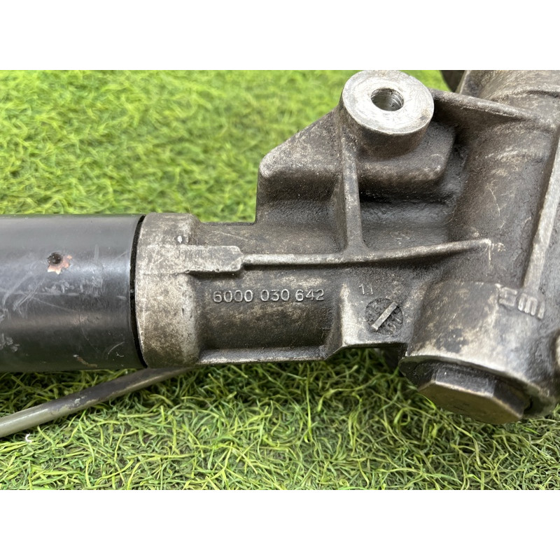 Рульова рейка (рульове керування) Volkswagen Passat B5 2003 1.9 TDI 8D1422072