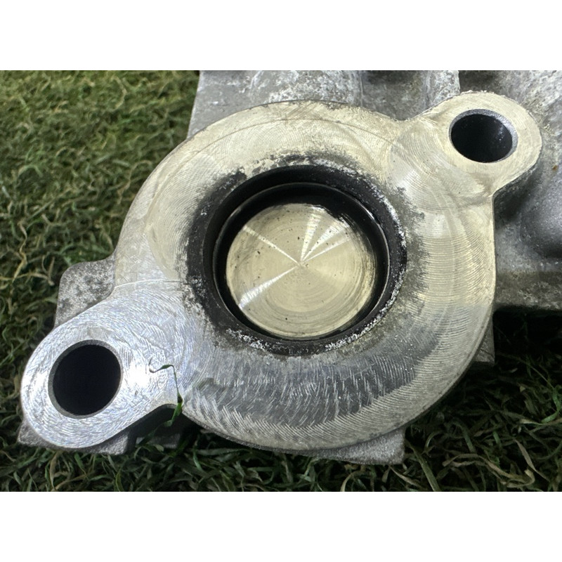 Клапан EGR (закрытая категория) Nissan Rogue T33 2022 1.5 KR15DDT 147106RR0A