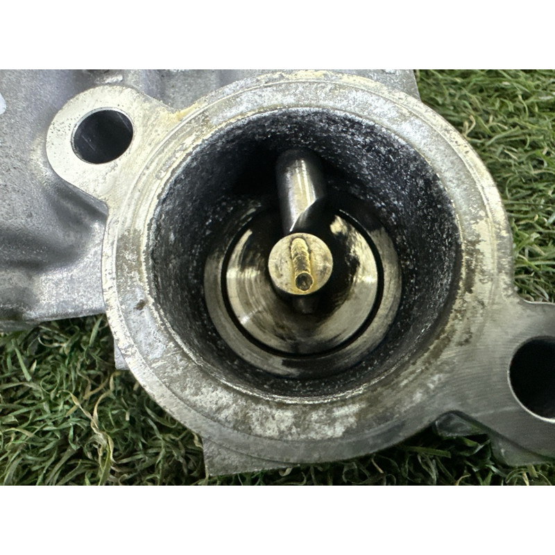 Клапан EGR (закрытая категория) Nissan Rogue T33 2022 1.5 KR15DDT 147106RR0A