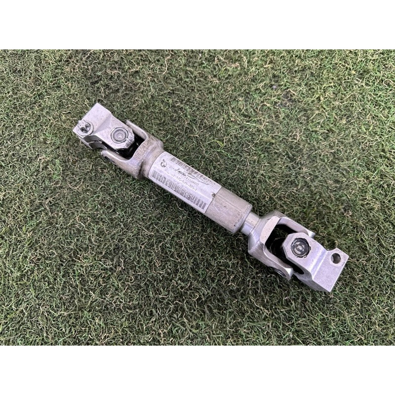 Рульовий карданчик (рульове керування) BMW X5 E70 2011 3.0 32306774110