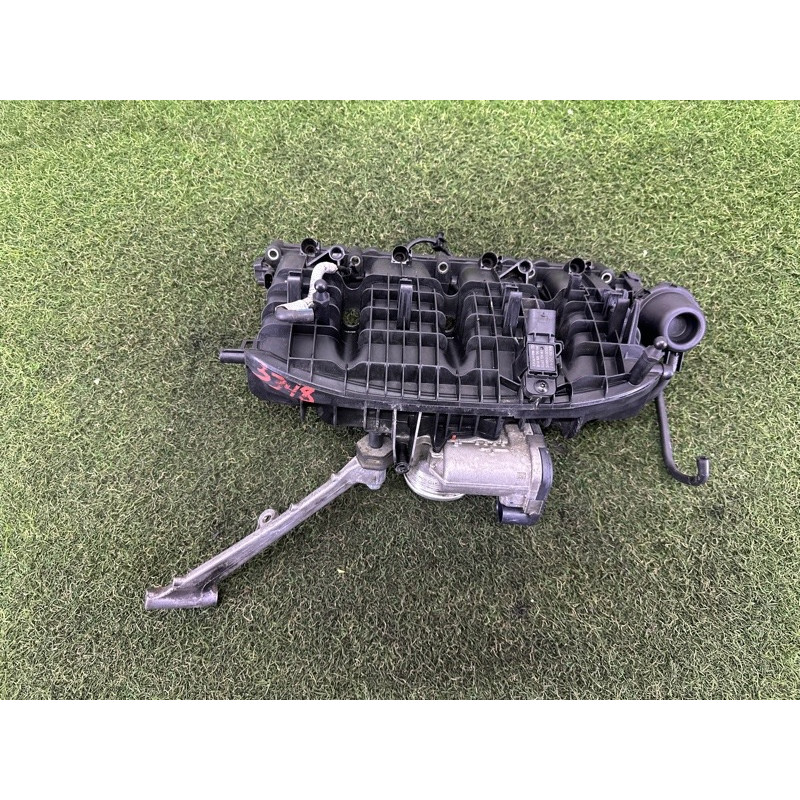Впускний колектор (подача палива) AUDI Q5 FY 2018 2.0 DAYB 06L133201BB