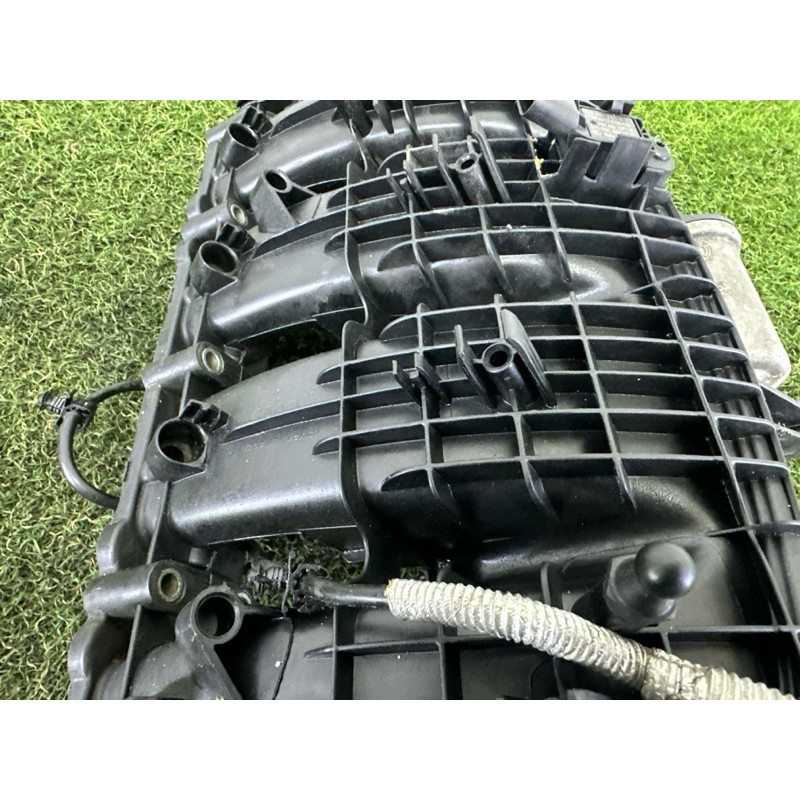 Впускний колектор (подача палива) AUDI Q5 FY 2018 2.0 DAYB 06L133201BB