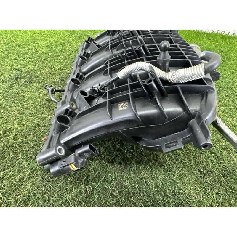 Впускний колектор (подача палива) AUDI Q5 FY 2018 2.0 DAYB 06L133201BB