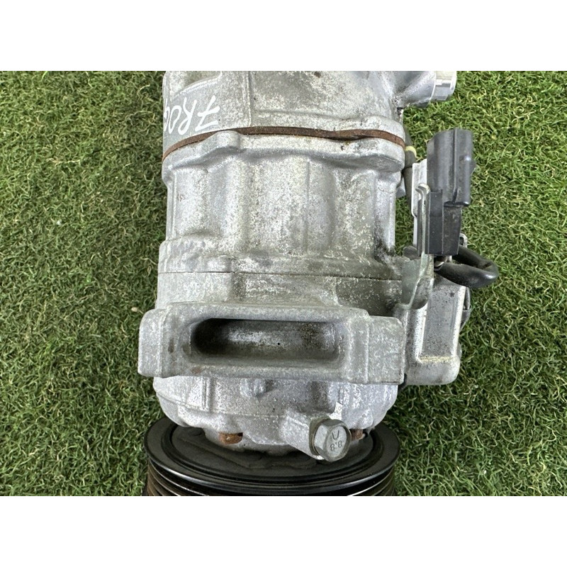Компрессор кондиционера (отопление и кондиционирование) Nissan Rogue T33 2021 2.5 PR25DD 926006RA0A