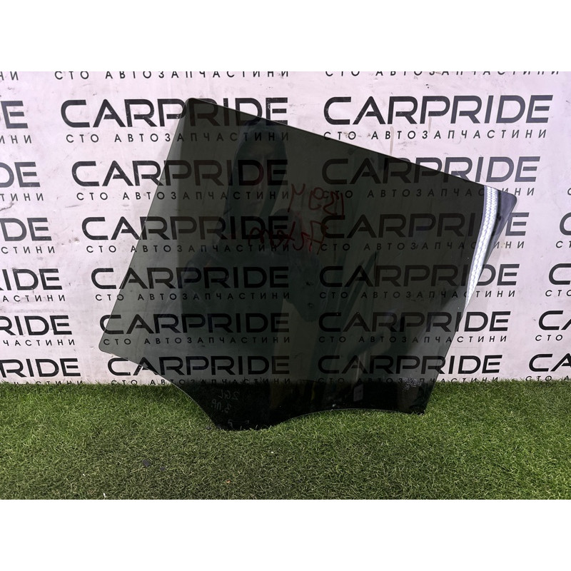 Скло (кузов і елементи) Mercedes-Benz GL X164 2011 3.0 A1647351010