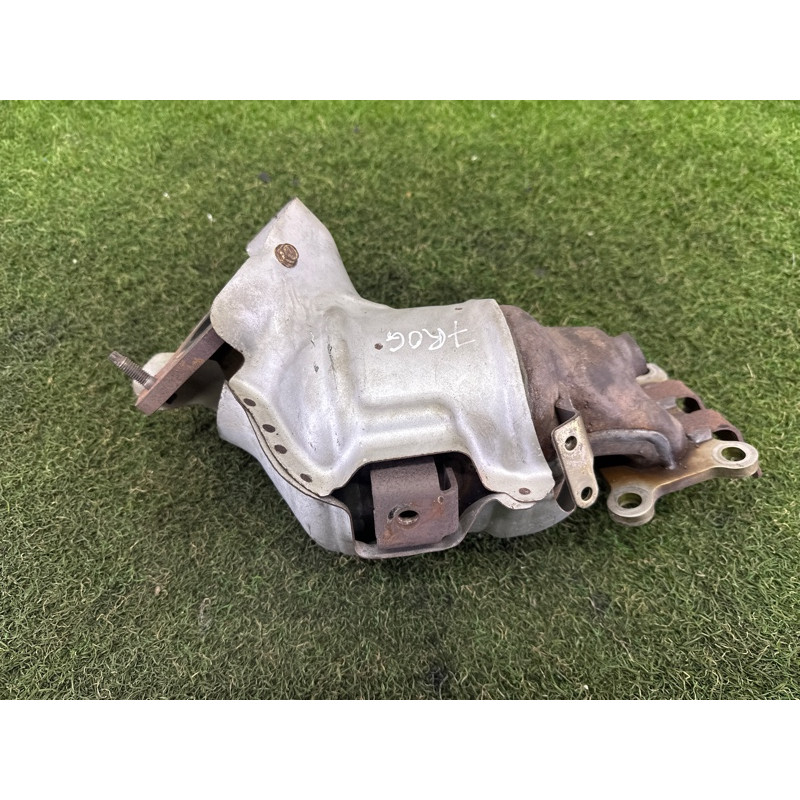 Коллектор выпускной (выпускная система) Nissan Rogue T33 2021 2.5 PR25DD B08A26RK0A