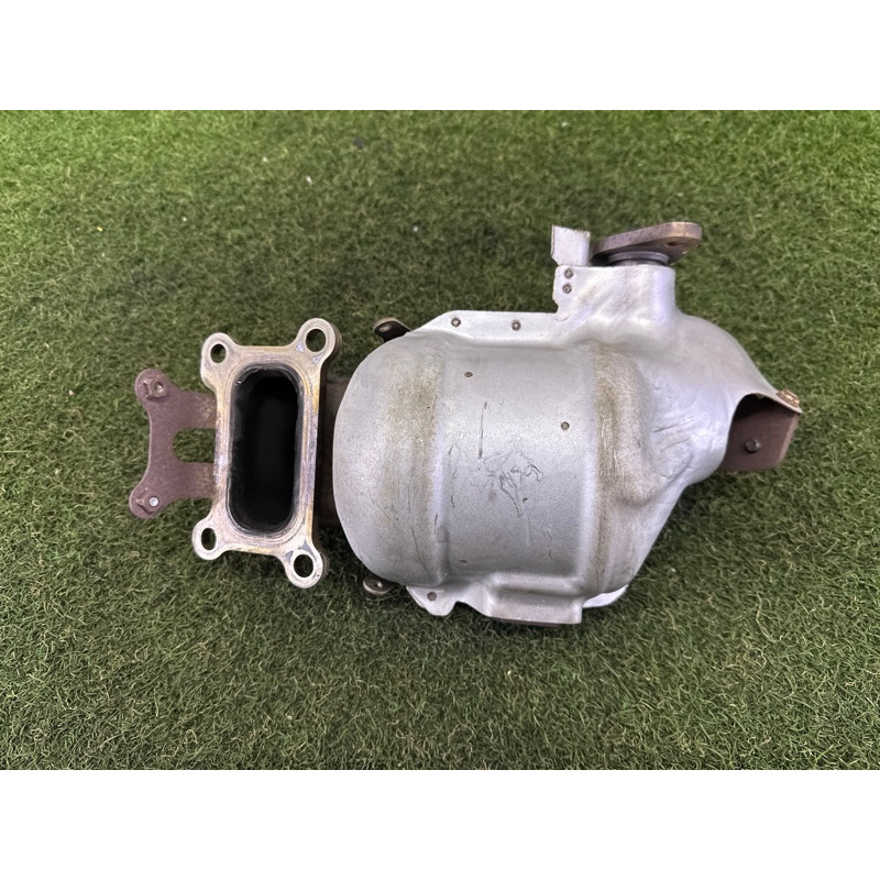Коллектор выпускной (выпускная система) Nissan Rogue T33 2021 2.5 PR25DD B08A26RK0A