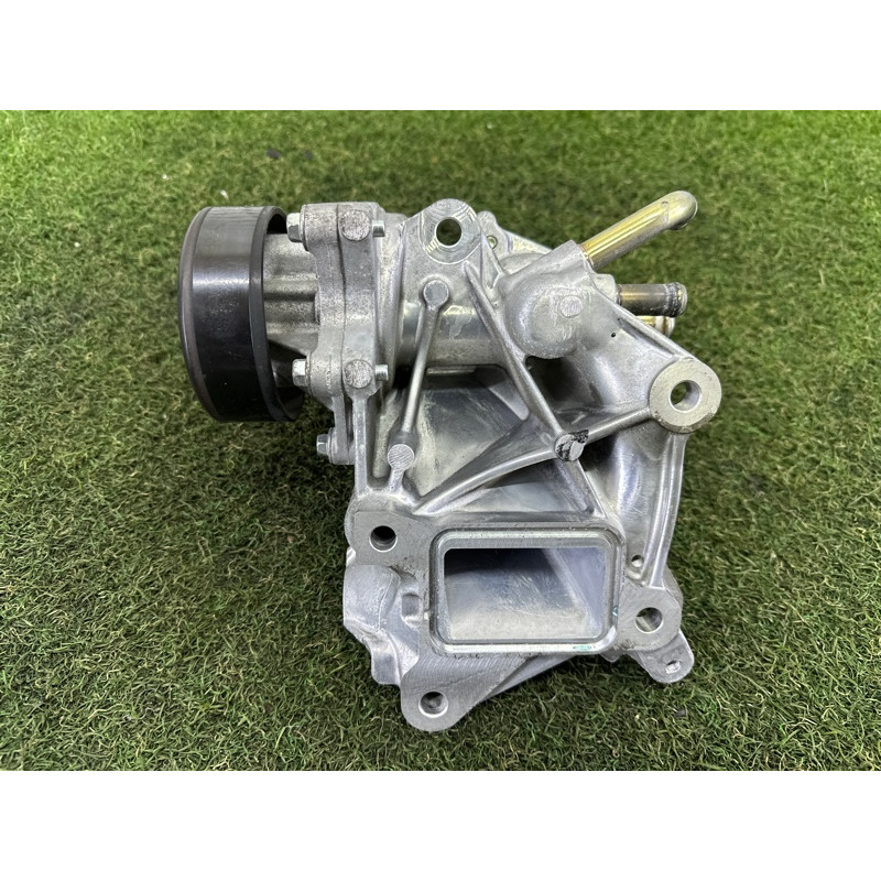 Помпа (система охлаждения) Nissan Rogue T33 2021 2.5 PR25DD B10101KC0C