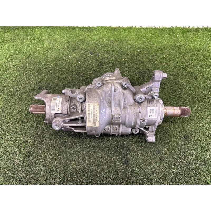 Роздавальна коробка (трансмісія) BMW X1 F48 2016 2.0 27107646889