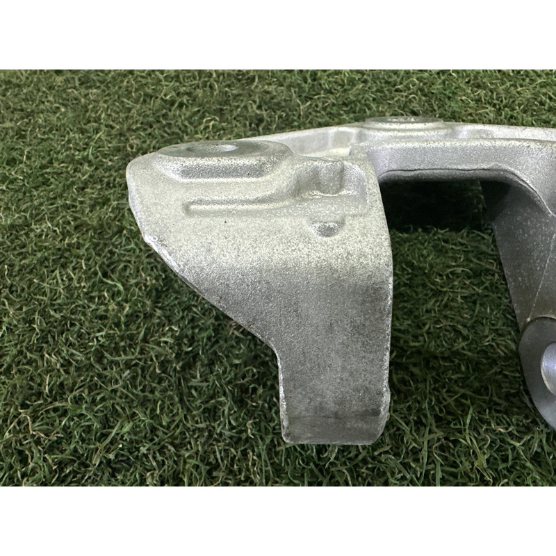 Кронштейн подушки двигателя (кронштейны двигателя) Nissan Rogue T33 2021 2.5 PR25DD 113326RA0A