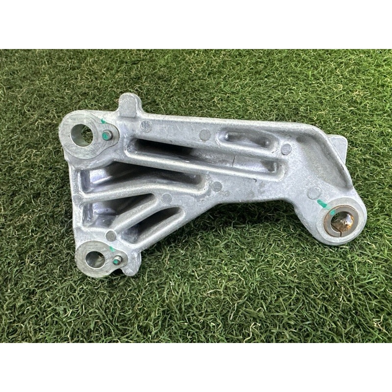 Кронштейн промежуточного вала (трансмиссия) Nissan Rogue T33 2022 1.5 KR15DDT 397806RC0A