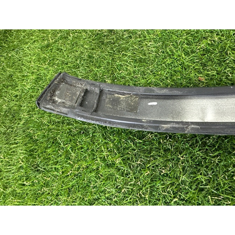 Молдинг крыши (кузов и элементы) LAND ROVER Range Rover L405 2014 5.0 LR057295
