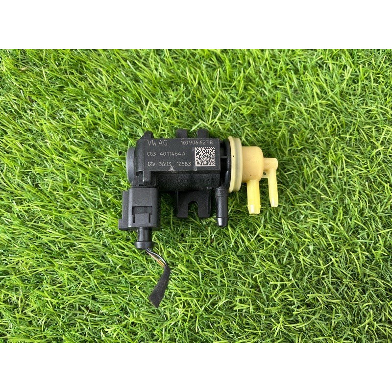 Вакуумный клапан (двигатель и элементы) Volkswagen Amarok 2H 2.0 1K0906627B