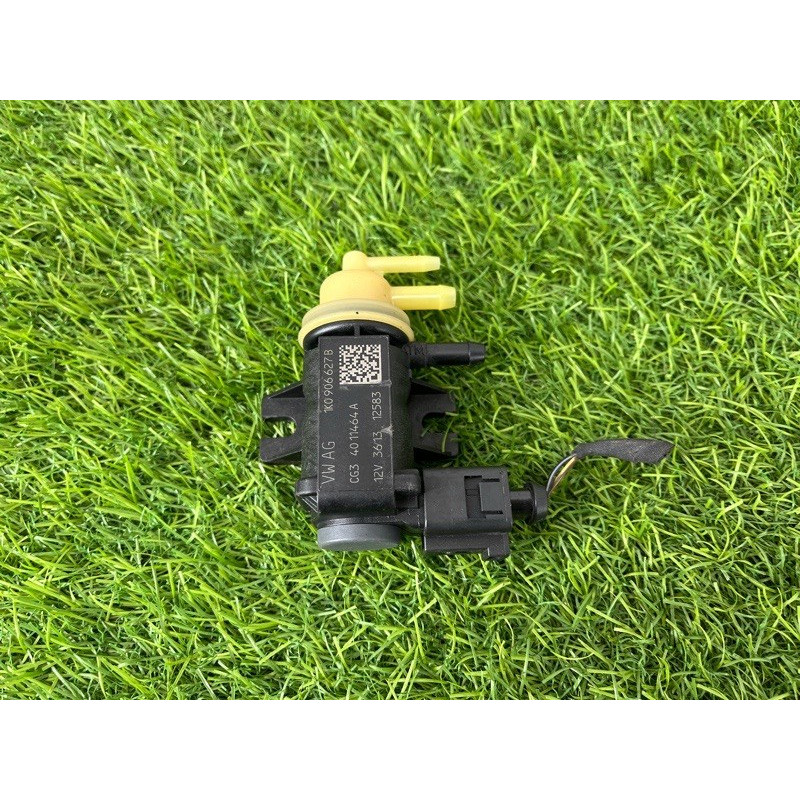 Вакуумный клапан (двигатель и элементы) Volkswagen Amarok 2H 2.0 1K0906627B