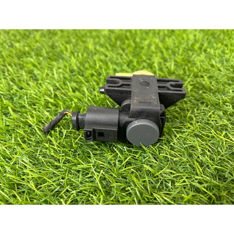 Вакуумный клапан (двигатель и элементы) Volkswagen Amarok 2H 2.0 1K0906627B