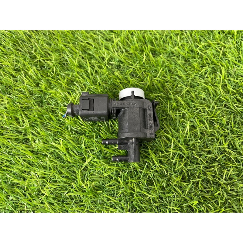 Вакуумний клапан (двигун та елементи) Volkswagen Amarok 2H 2.0 1K0906283A