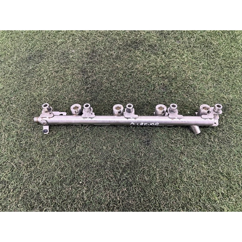 Топливная рампа (топливная система) LAND ROVER Range Rover Evoque L538 2015 2.0 LR054874