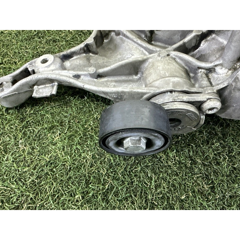 Корпус масляного фильтра (двигатель и элементы) AUDI Q5 FY 2018 2.0 DAYB 06L903143K