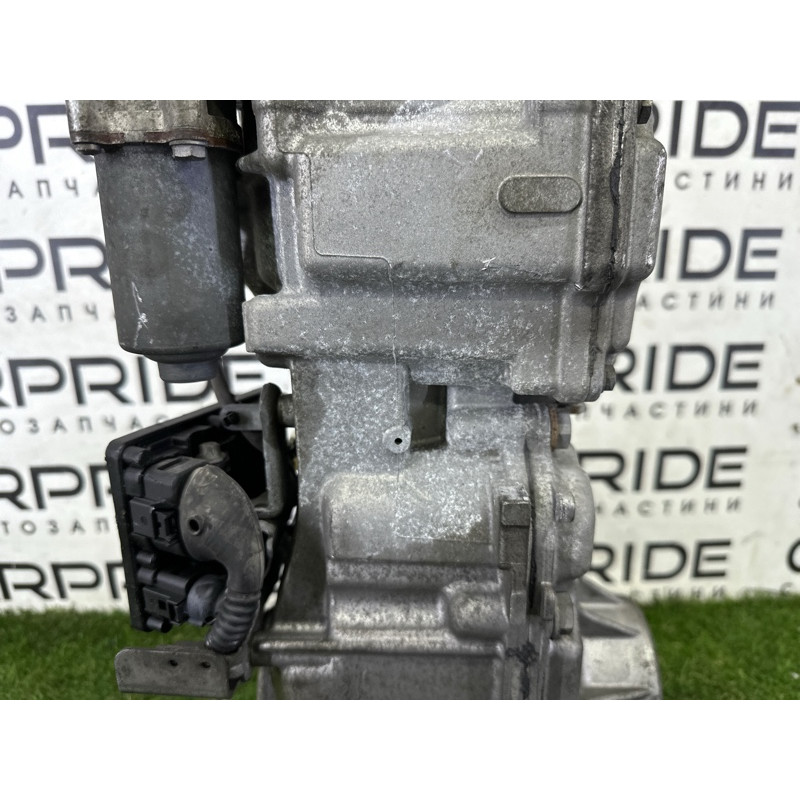 Редуктор (трансмісія) BMW X1 F48 2016 2.0 33108871238