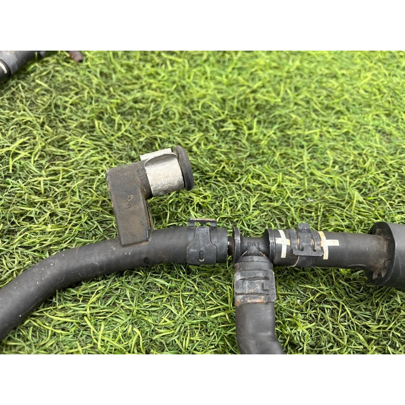 Патрубок (система охлаждения) Volkswagen Amarok 2H 2.0 CNEA 2H0122447M