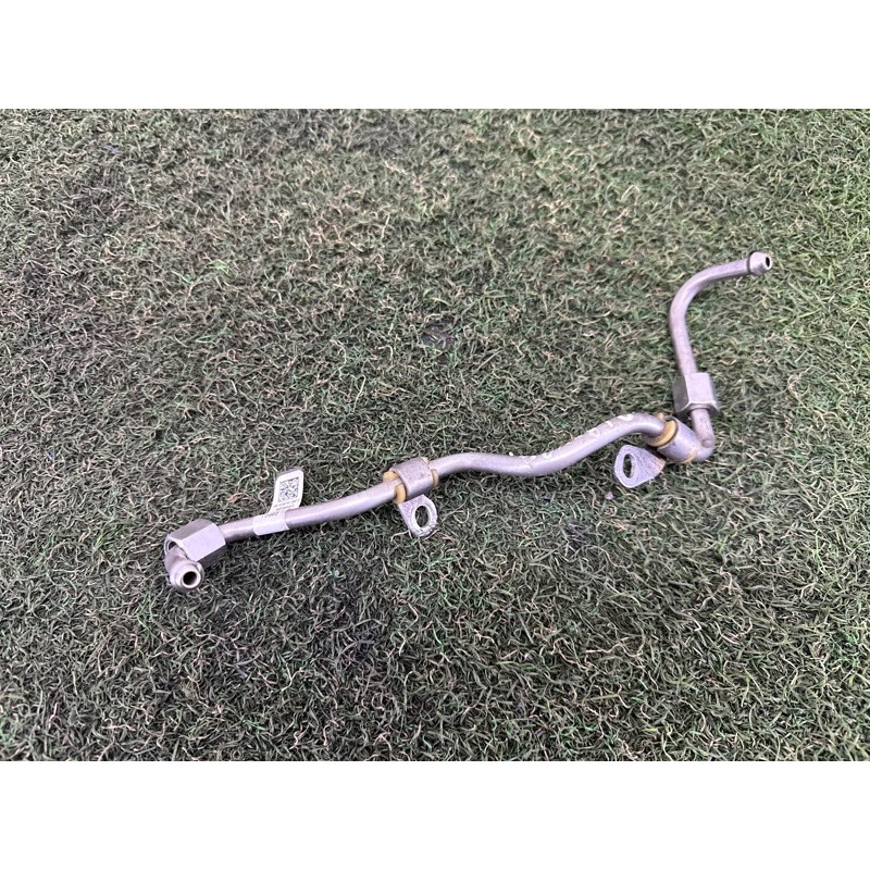 Паливна трубка (топливная система) LAND ROVER Range Rover Evoque L538 2015 2.0 LR049649