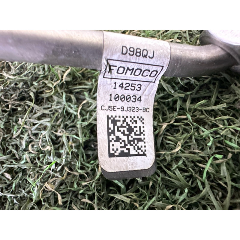 Паливна трубка (топливная система) LAND ROVER Range Rover Evoque L538 2015 2.0 LR049649