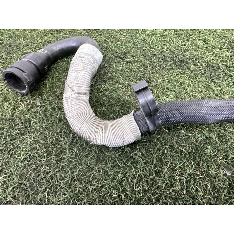 Патрубок (система охлаждения) LAND ROVER Range Rover Evoque L538 2015 2.0 LR054981