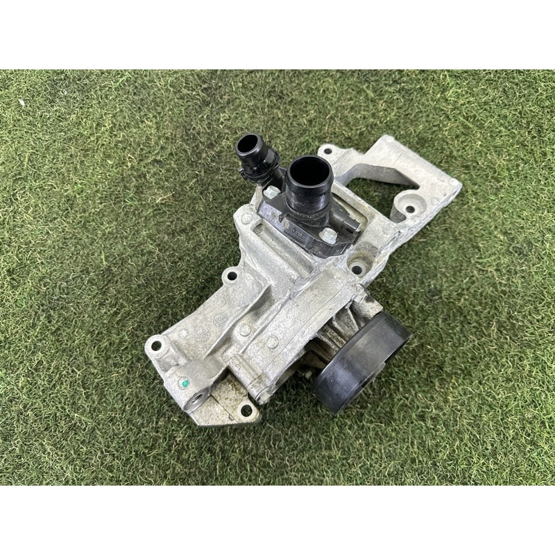 Помпа (система охолодження) BMW X1 F48 2018 2.0 11518601366