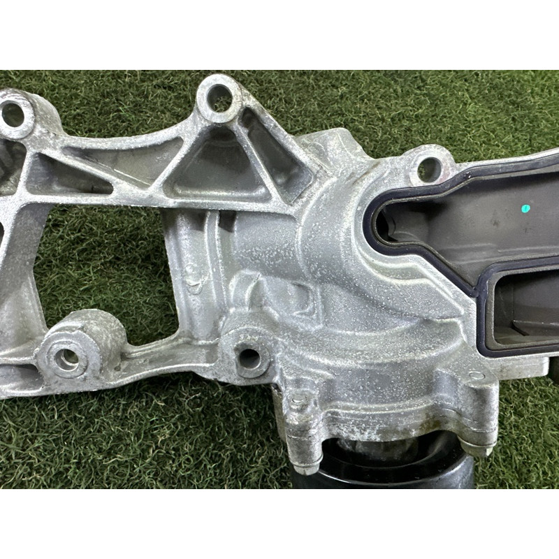 Помпа (система охолодження) BMW X1 F48 2018 2.0 11518601366