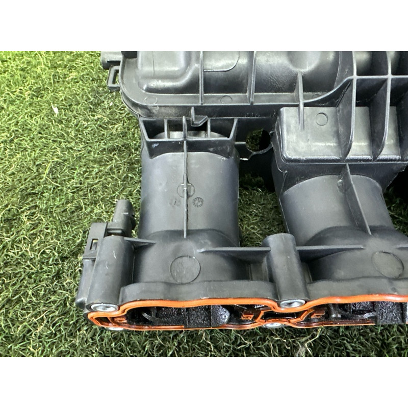Впускний колектор (подача палива) AUDI Q5 FY 2020 2.0 DJYA 06L133201ES