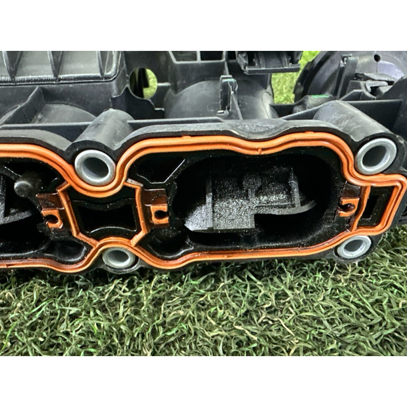 Впускний колектор (подача палива) AUDI Q5 FY 2020 2.0 DJYA 06L133201ES