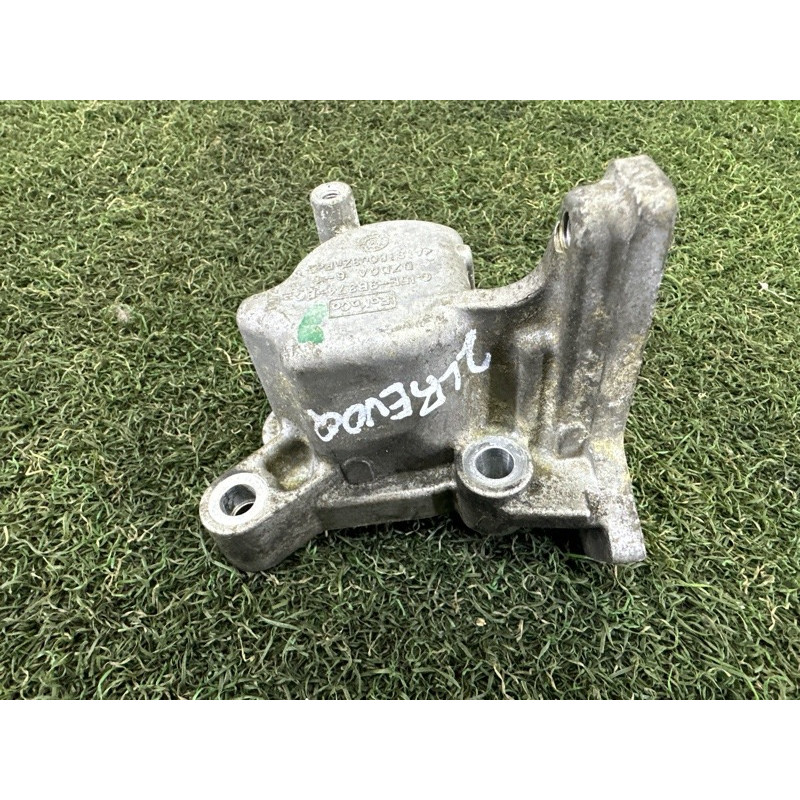 Кронштейн ТНВД (кронштейны двигателя) LAND ROVER Range Rover Evoque L538 2015 2.0 LR035936