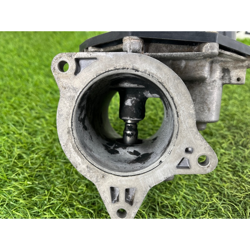 Клапан EGR (закрытая категория) Volkswagen Amarok 2H 2.0 CNEA 03L131501AA