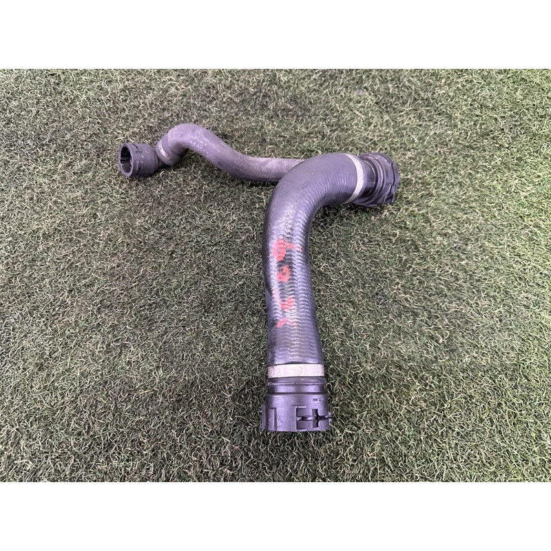 Патрубок (система охлаждения) BMW X5 E70 2011 3.0 17127586774