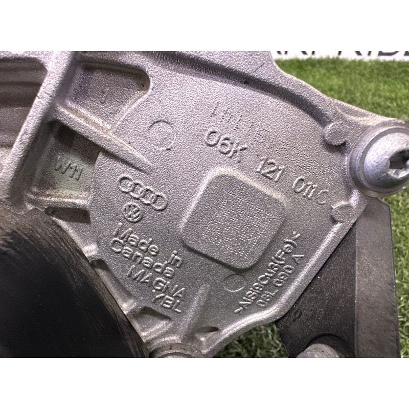 Корпус помпы (система охлаждения) AUDI Q5 FY 2020 2.0 DJYA 06L121111H