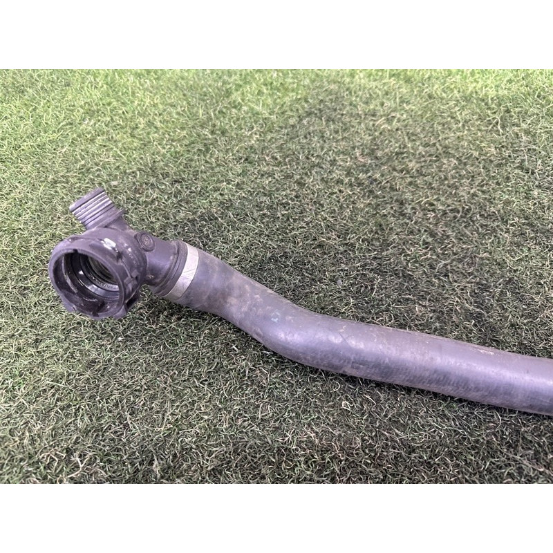 Патрубок (система охлаждения) BMW X1 F48 2018 2.0 17127617363