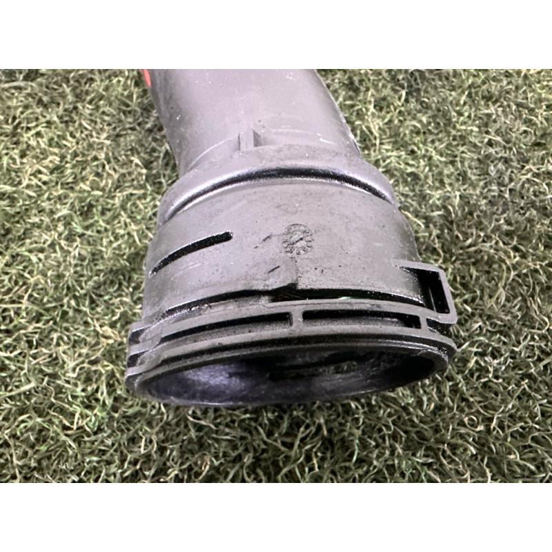 Патрубок интеркулера (двигатель и элементы) BMW X5 E70 2011 3.0 13717583716