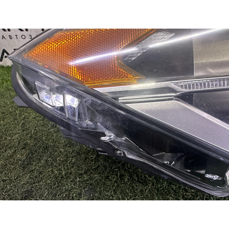 Фара (оптика) BMW X1 F48 2016 2.0 63117428740