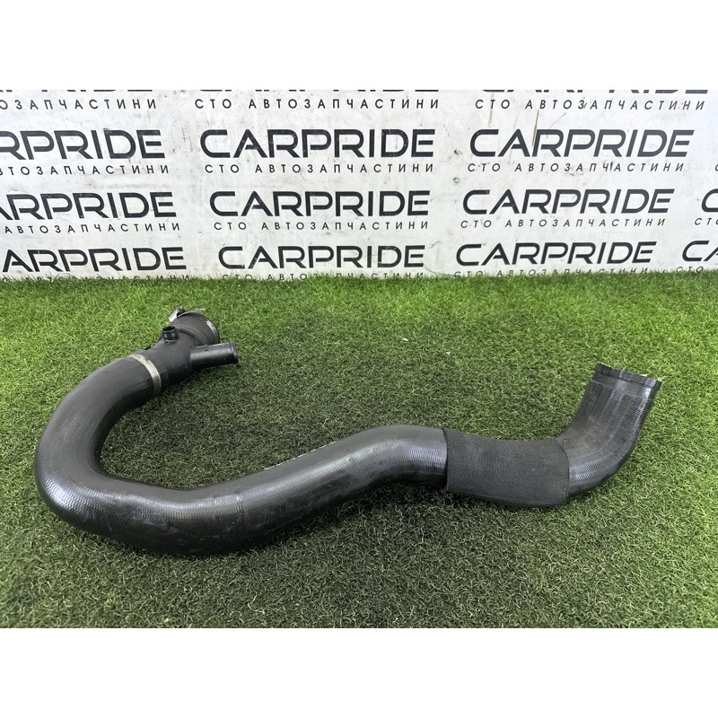Патрубок інтеркулера (двигатель и элементы) LAND ROVER Range Rover Evoque L538 2015 2.0 LR063273