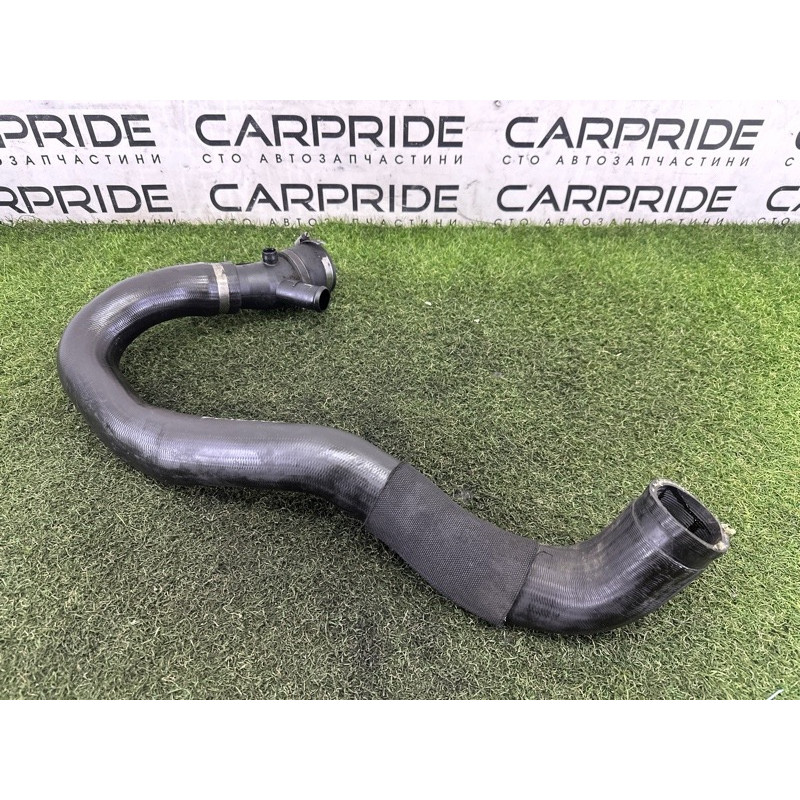 Патрубок інтеркулера (двигатель и элементы) LAND ROVER Range Rover Evoque L538 2015 2.0 LR063273