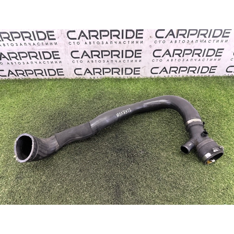Патрубок інтеркулера (двигатель и элементы) LAND ROVER Range Rover Evoque L538 2015 2.0 LR063273