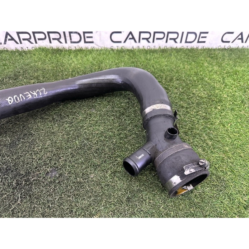 Патрубок інтеркулера (двигатель и элементы) LAND ROVER Range Rover Evoque L538 2015 2.0 LR063273