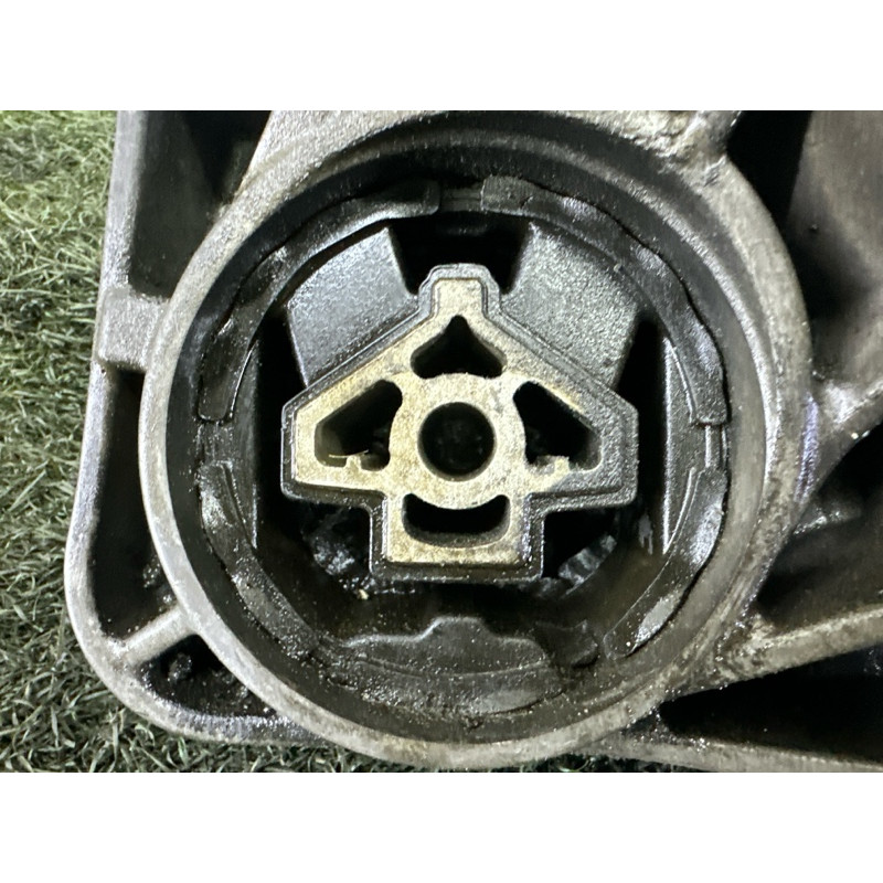 Роздавальна коробка (трансмісія) BMW X3 F25 2013 2.0 27105A371E2